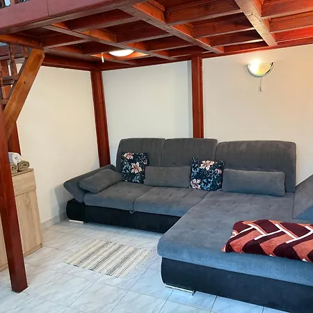 Crystal Belle Apartman-free Parking Apartman Debrecen