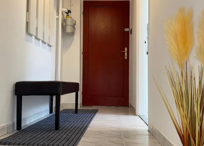 Crystal Belle Apartman-free Parking Debrecen