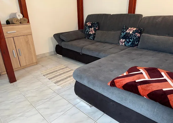 Crystal Belle Apartman-free Parking Apartman Debrecen